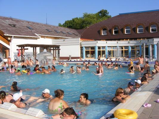 Grill Terasz Etterem Es Szallashely Mezőkövesd Eksteriør bilde